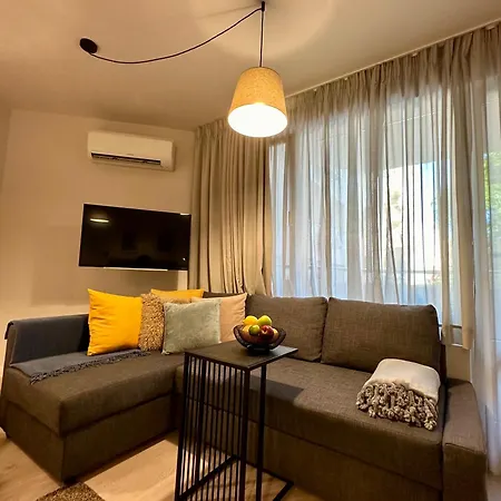 Serenity Apartment *